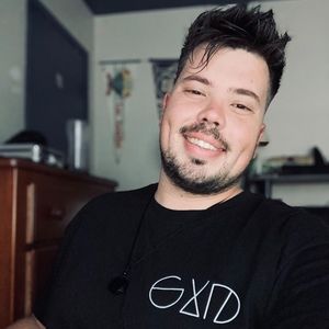 Meet your Posher, Posh